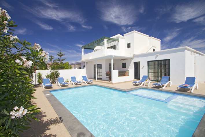 Take a tour around Villa Elysium | Holiday Rental Villa in Playa Blanca, Lanzarote